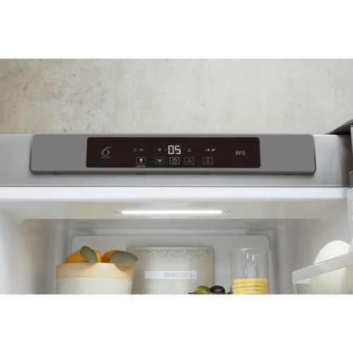 Combi Whirlpool W9821COX2