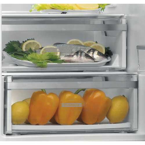Combi Whirlpool W9821COX2
