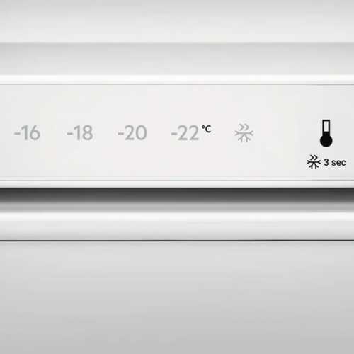 Vertical freezer Electrolux LYT3NF8W1