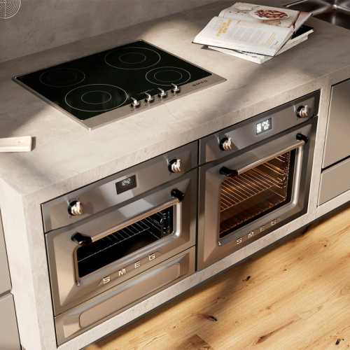 Horno Multifunción con Microondas Smeg SF4920MCX1