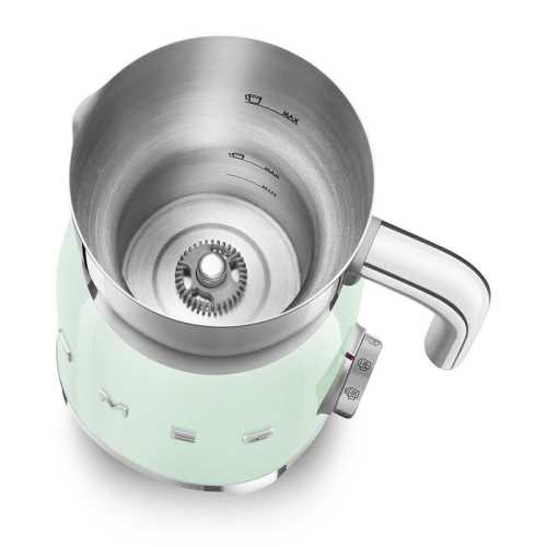 Milchschaum Smeg MFF11PGEU grünes Wasser