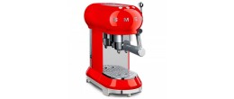 Efressierte Kaffeemaschine Smeg Rot ecf01rdeu