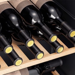 Vinoteca Hisense RW12D4NWG0 Negro Capacidad 30 botellas