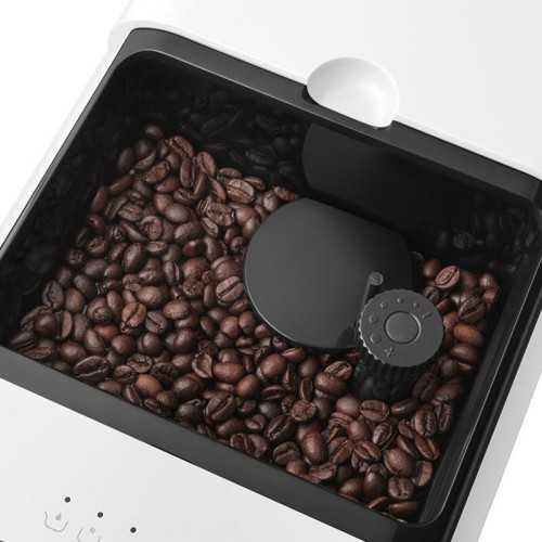 Superautomatic coffee machine Smeg BCC13Whmeu White