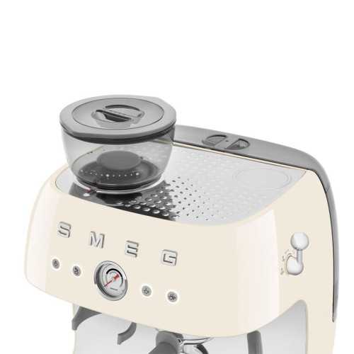 Espresso Smeg Egf03Creu-Sahne